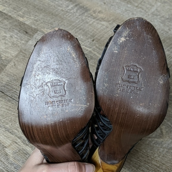 Stuart Weitzman black patent leather sandals - Picture 6 of 6